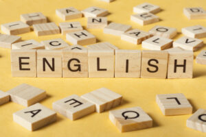Parola inglese fatta con lettere in legno